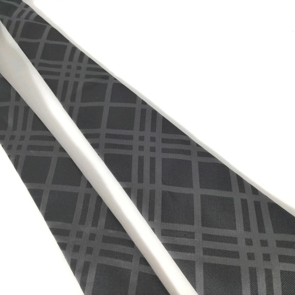 BURBERRY Black Label Tie - Picture 4 of 6